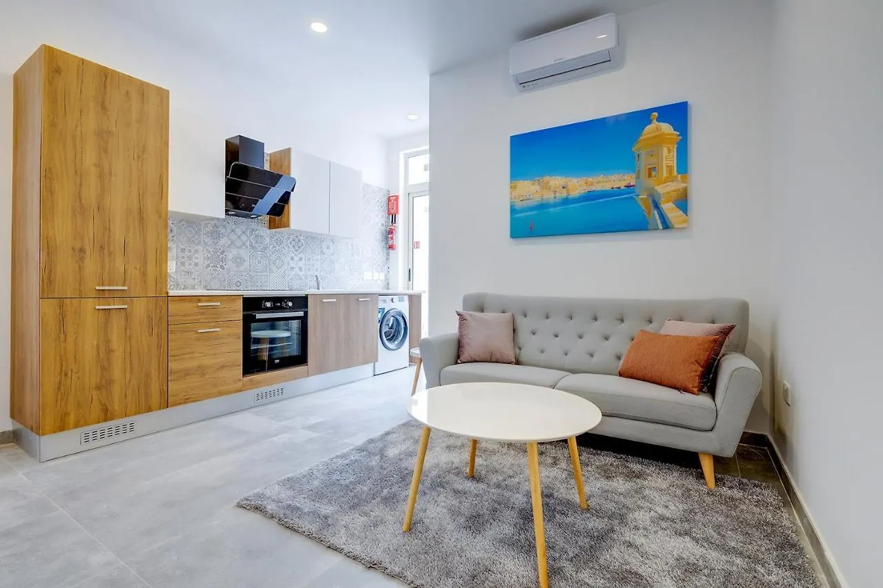 Perfect Location, Idyllic 2Br Apartment Sliema Malta