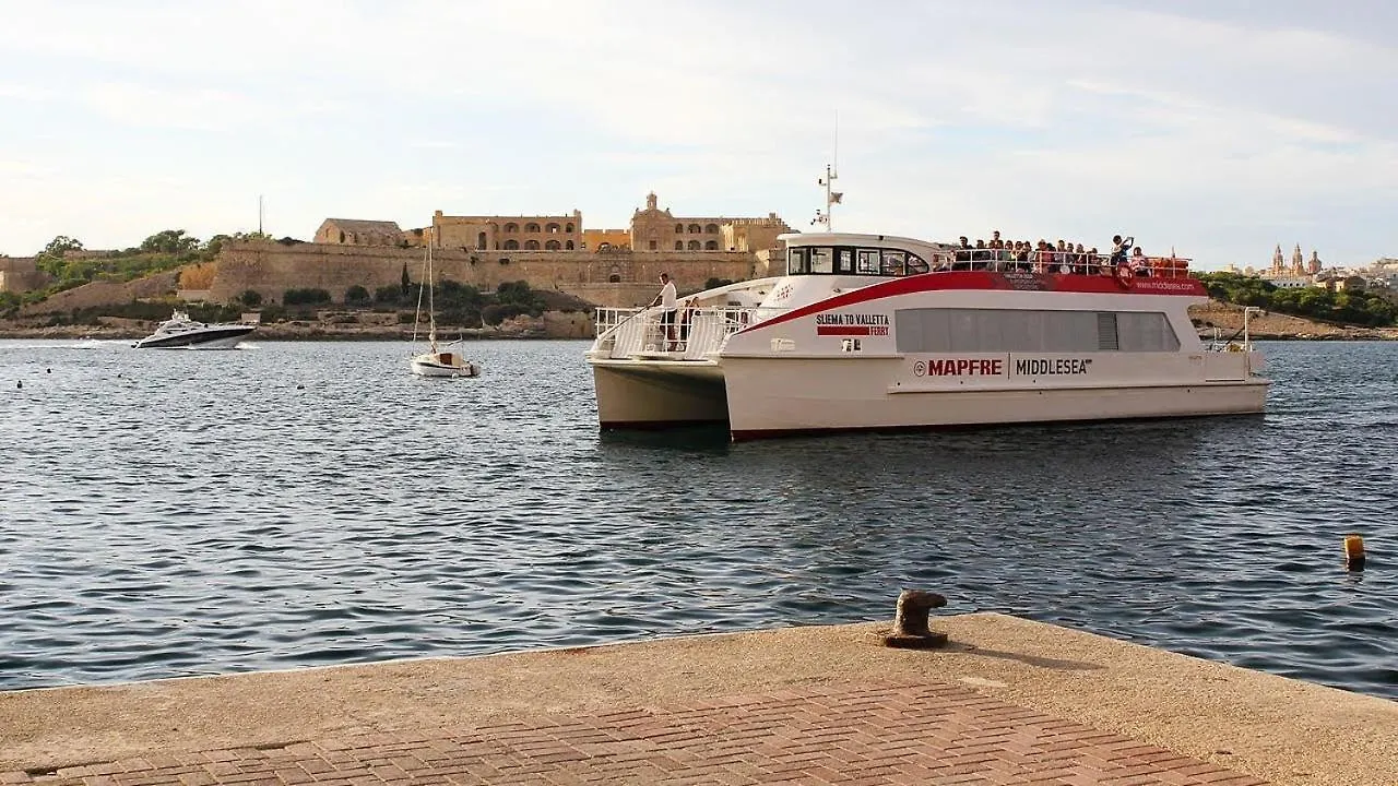 Perfect Location, Idyllic 2Br Apartment Sliema