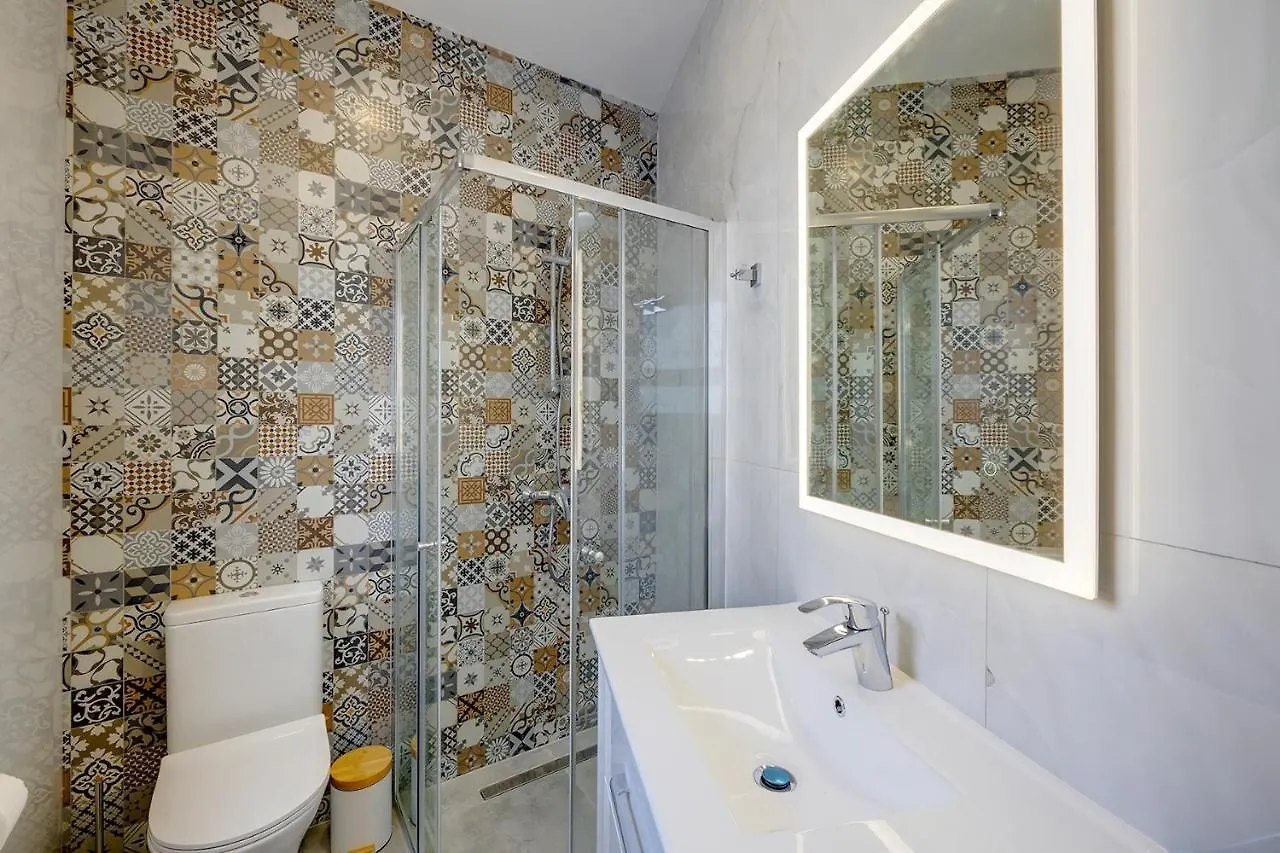 Perfect Location, Idyllic 2Br Apartment Sliema