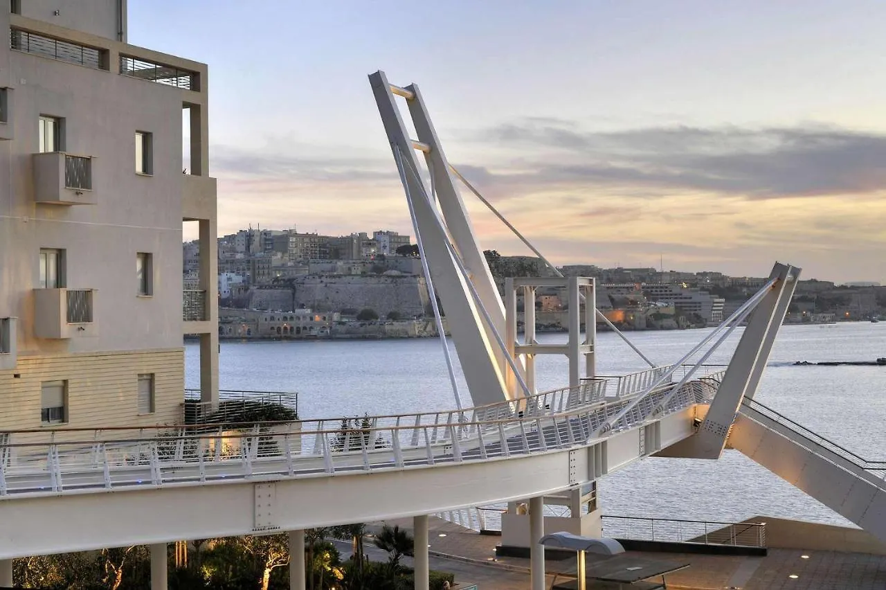 Perfect Location, Idyllic 2Br Apartment Sliema